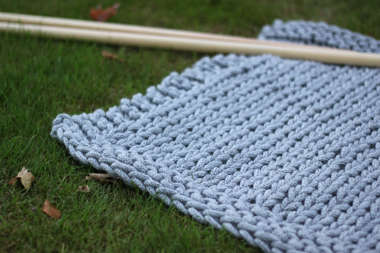 Giant knitted blanket